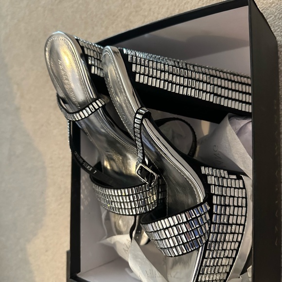 Azalea Wang Catriona Silver Platform Heel Never Worn, brand new, size 7 - Picture 4 of 5